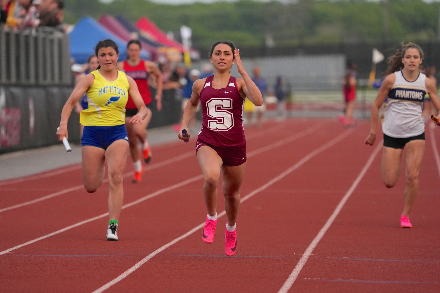 Southampton's Kyla Cerullo brings home the win in the 4x100-meter relay on Monday.   RON ESPOSITO