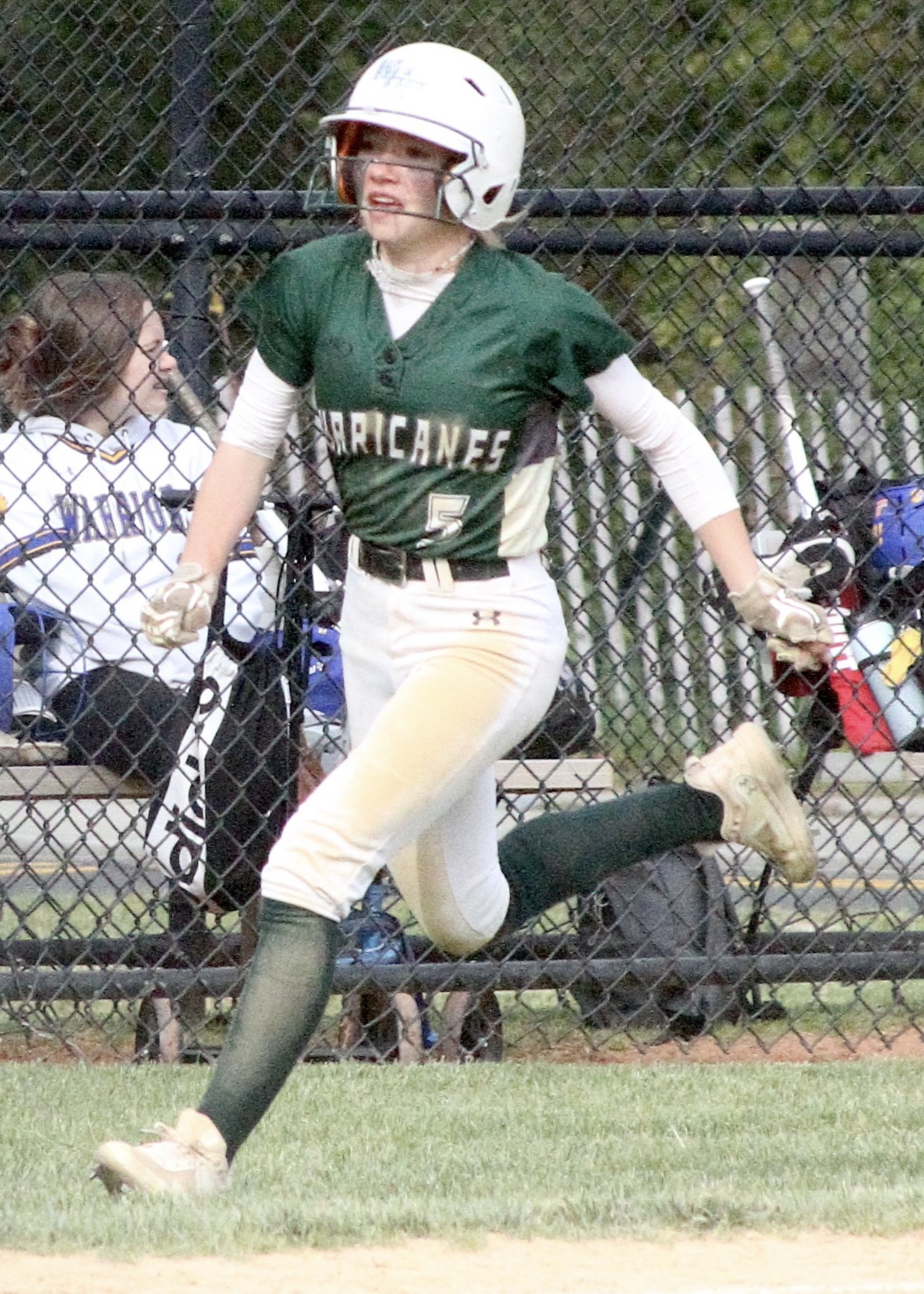 Junior Ashley Erbis heads home. DESIRÉE KEEGAN